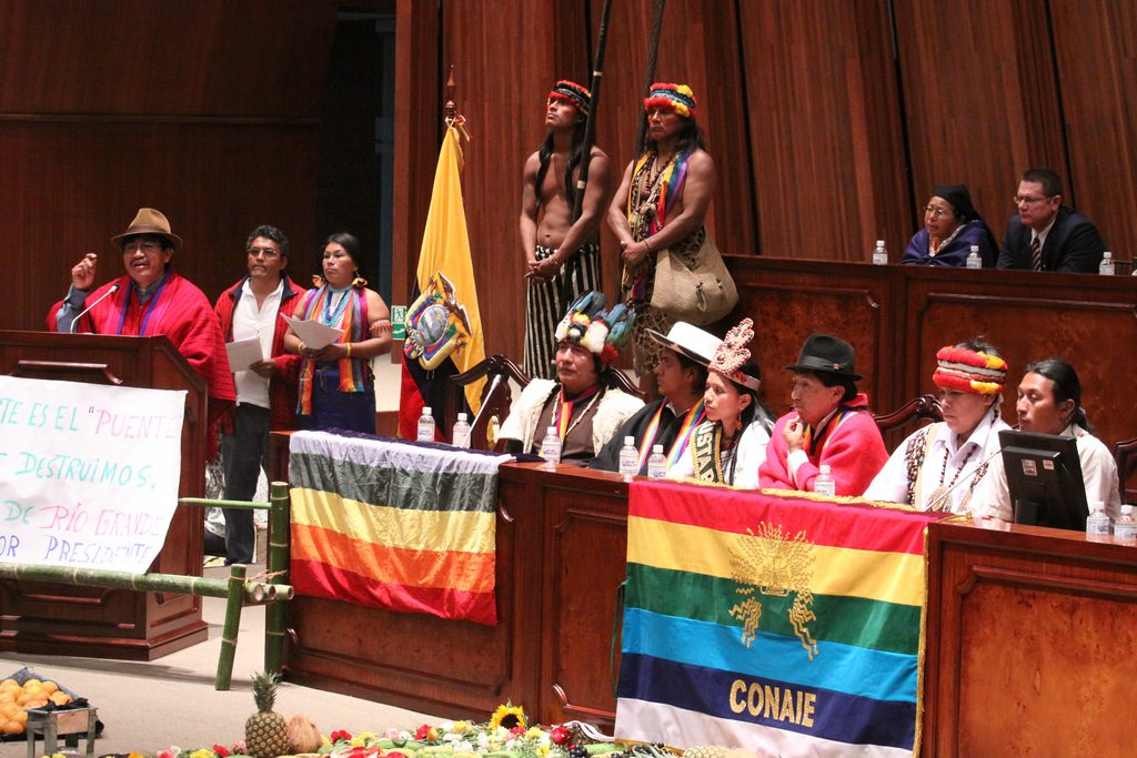 Luchas Indígenas En América Latina Entre Las Agrupaciones Políticas Y