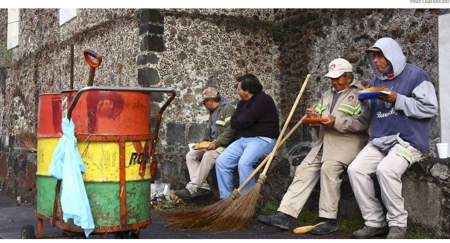 Lee más sobre el artículo Barrenderos de CDMX recorren en un día la distancia entre México y Japón