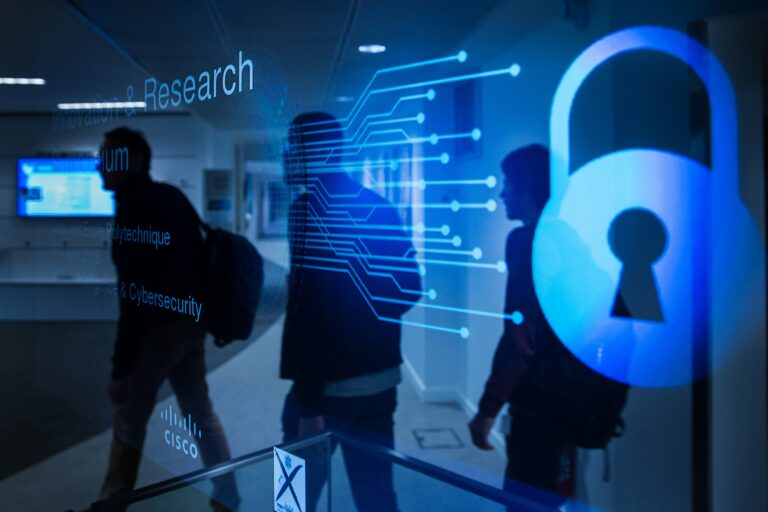 Lee más sobre el artículo Desafíos políticos internacionales frente a la Industria 4.0 y la inteligencia artificial